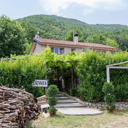 Agriturismo La Vammora Laviano Eksteriør billede