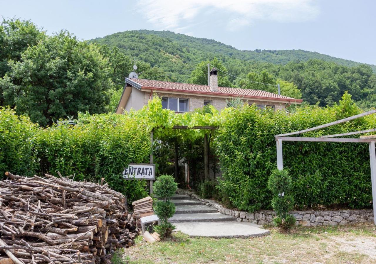 Agriturismo La Vammora Laviano Eksteriør billede